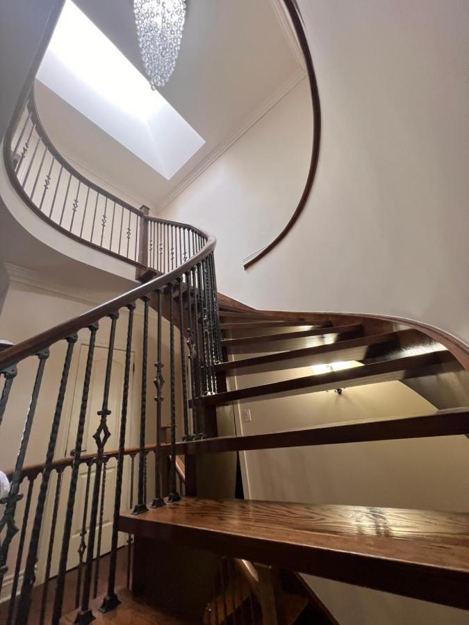 Spacious Detached In Brampton Extérieur photo
