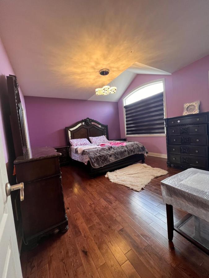 Spacious Detached In Brampton Extérieur photo
