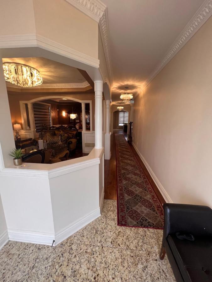 Spacious Detached In Brampton Extérieur photo